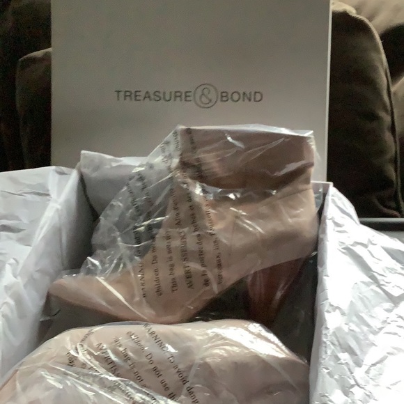 Treasure and Bond booties - Picture 4 of 5